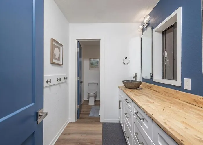 Sailhouse West Apartment *