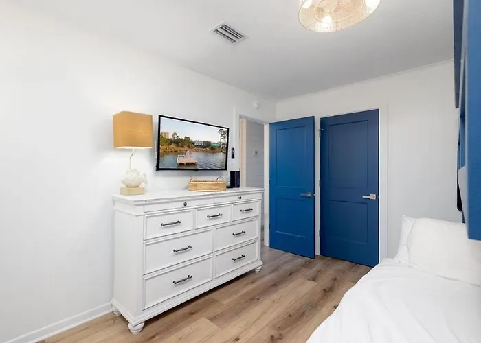 Sailhouse West Apartment *